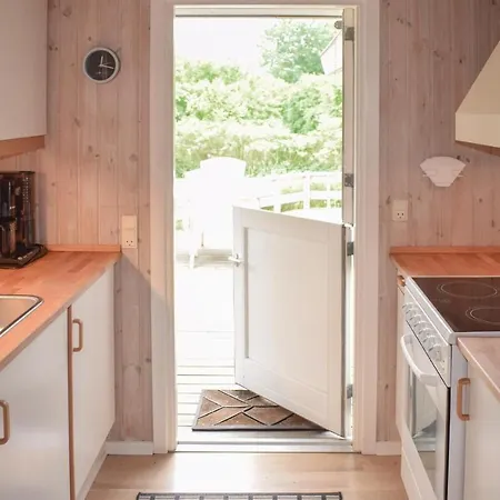 Three Bedroom Holiday In Nordenbro Vesteregn
