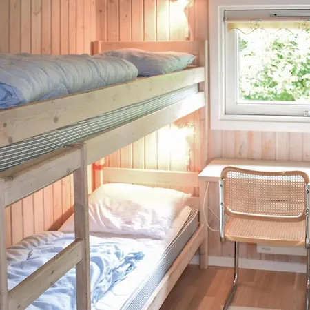 Three Bedroom Holiday In 度假居 *